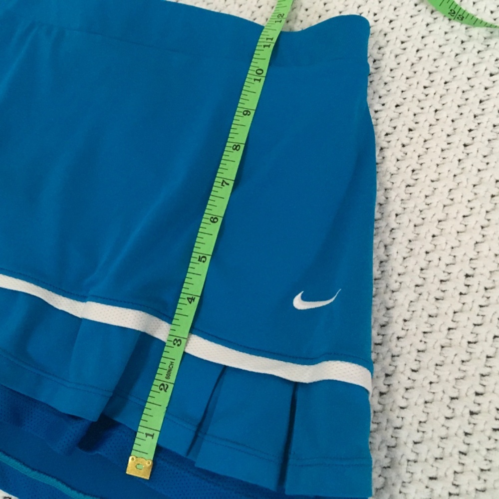 NIKE BLUE DRYFIT SKORT SIZE MEDIUM WITH 3" INSEAM - Picture 6 of 6